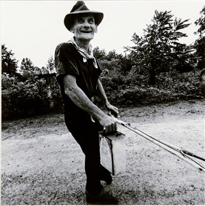 Image description is not available for 1975.071